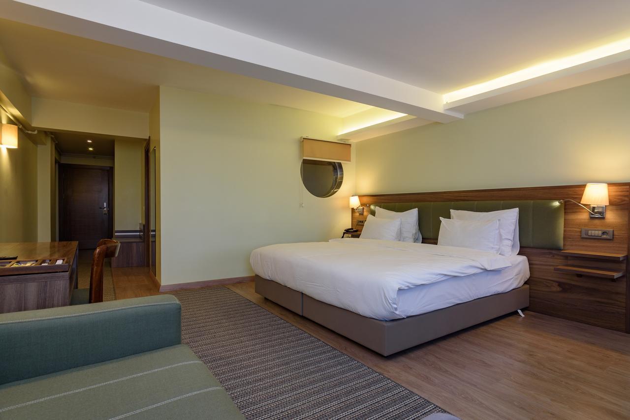 Hotel Numi 4*